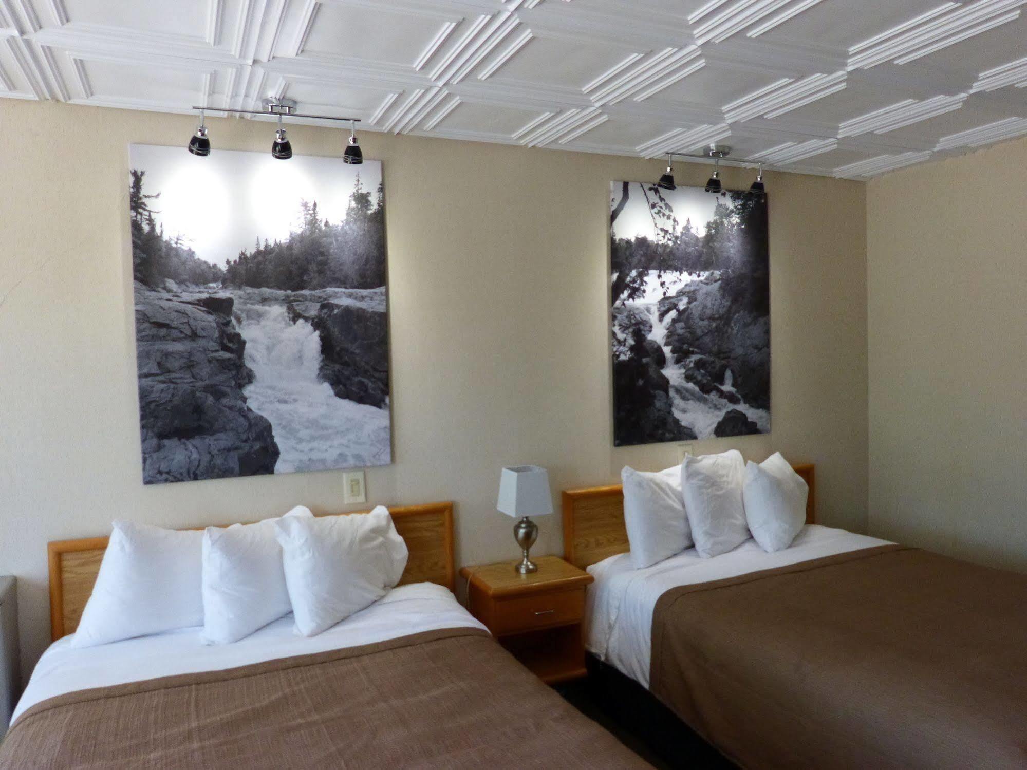 Catalina Motel Sault Ste. Marie Bagian luar foto