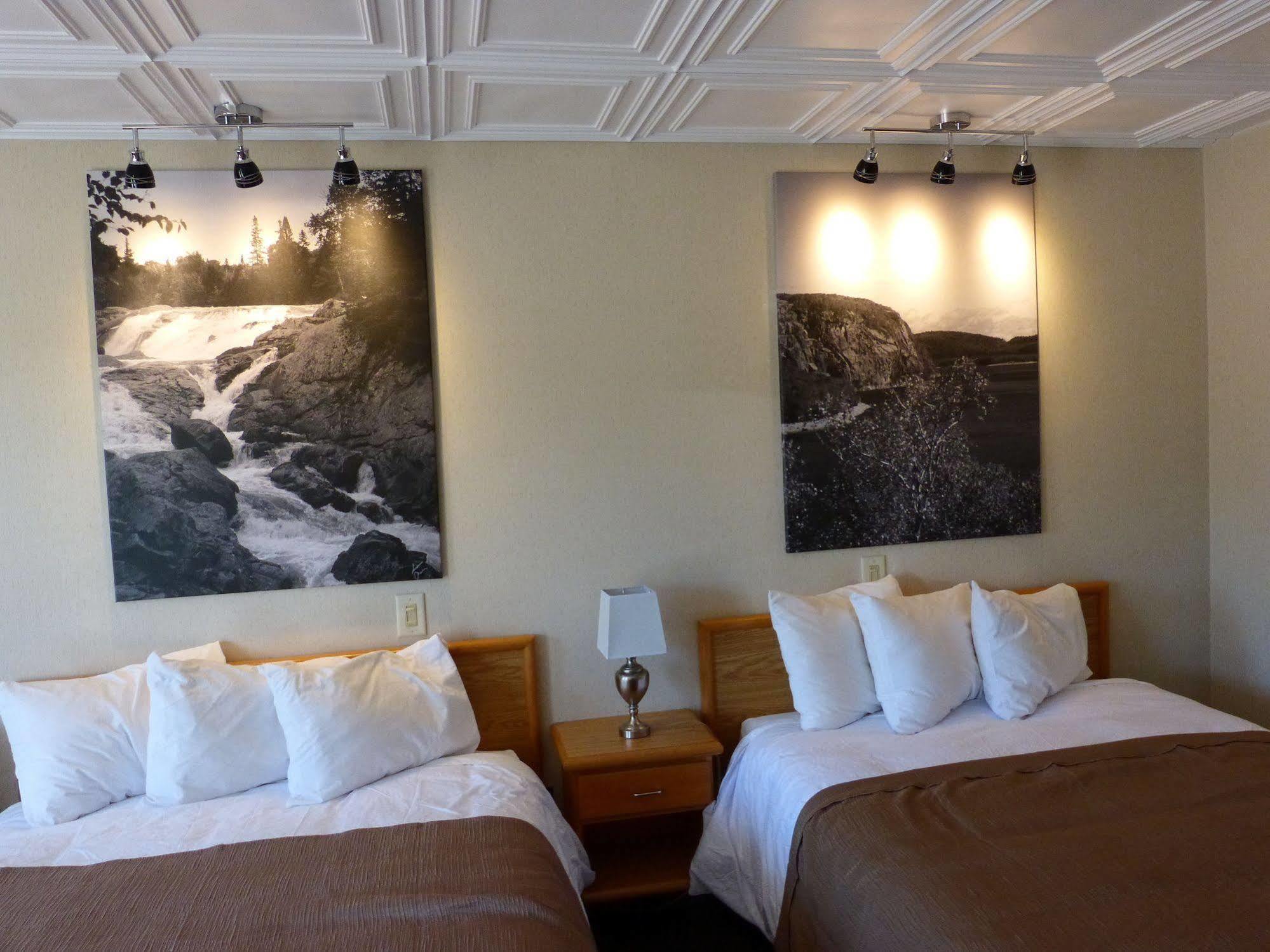 Catalina Motel Sault Ste. Marie Bagian luar foto